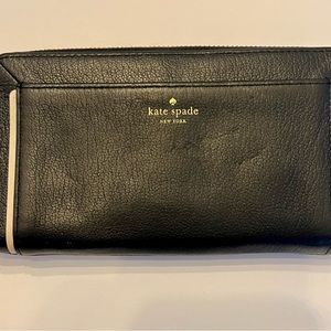 Kate Spade zip around leather wallet